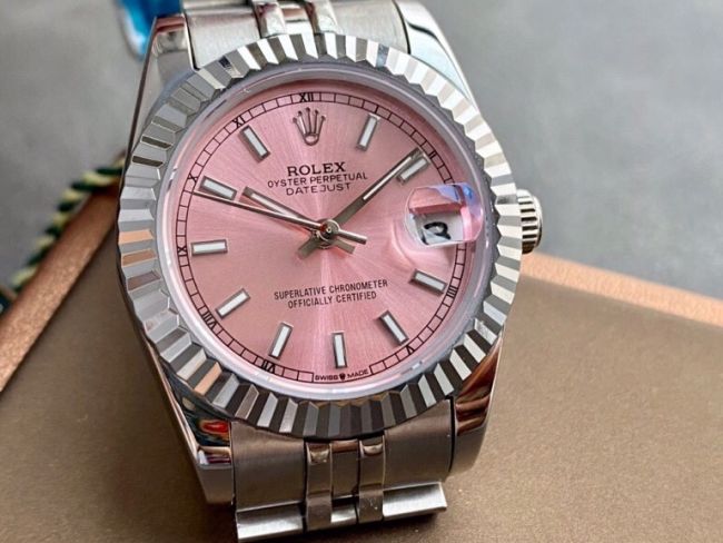 ロレックスコピー・デイトジャスト（DATEJUST）31mm 279174“ピンクダイヤル＋ステンレススチールベゼル＋ステンレススチールブレスレット” レディース専用モデル