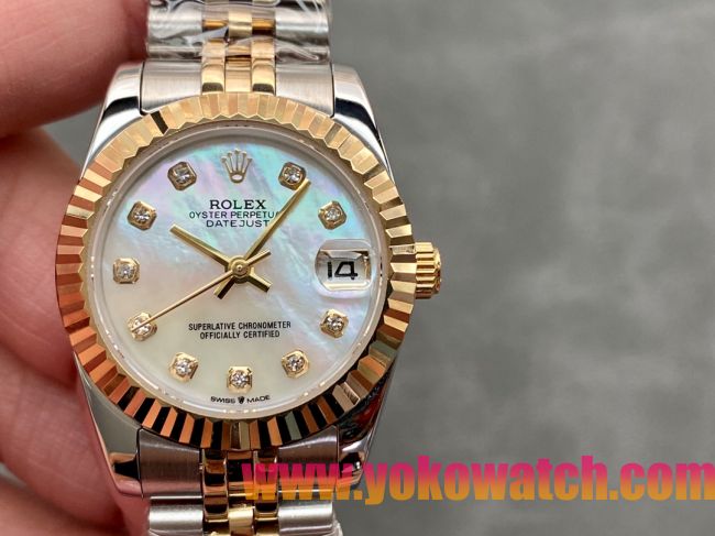 ロレックスコピー・デイトジャスト（DATEJUST）31mm 279138R“三角坑紋ベゼル＋ダイヤモンドインデックス＋真珠貝ダイヤル＋ステンレススチール＆イエローゴールドブレスレット” レディース専用モデル