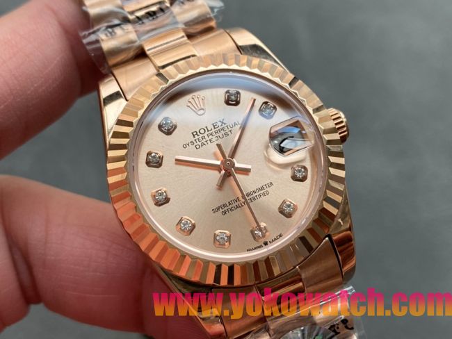 ロレックスコピー・デイトジャスト（DATEJUST）31mm 279138R“全イエローゴールド仕様＋三角坑紋ベゼル＋ダイヤモンドインデックス＋ピンクゴールドダイヤル” レディース専用モデル