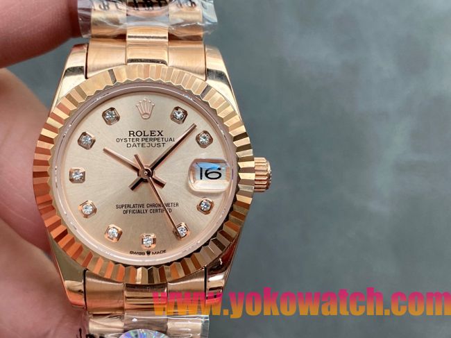 ロレックスコピー・デイトジャスト（DATEJUST）31mm 279138R“全イエローゴールド仕様＋三角坑紋ベゼル＋ダイヤモンドインデックス＋ピンクゴールドダイヤル” レディース専用モデル