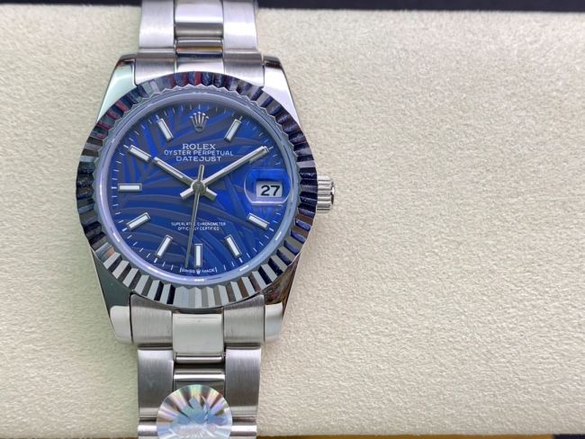 ロレックスコピー・デイトジャスト（DATEJUST）31mm 279160R“全ステンレススチール仕様＋三角坑紋ベゼル＋バーインデックス＋ブルーパームダイヤル” レディース専用モデル