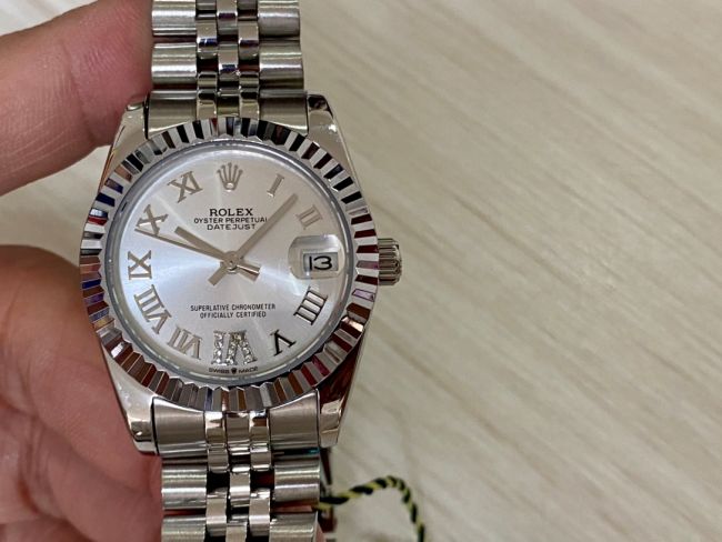 ロレックスコピー・デイトジャスト（DATEJUST）31mm 279160R“シルバーダイヤル＋ローマ数字インデックス” レディース専用モデル