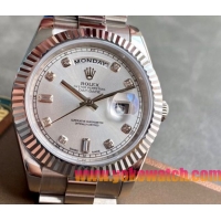 ロレックス デイデイト（Day-Date）41mm 228206“シルバー・ダイヤル＋ダイヤモンド＆バーインデックス＋ステンレスベゼル＋ステンレスブレスレット” レディース専用モデル
