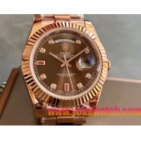 ロレックスコピー デイデイト（Day-Date）41mm 228235R“ブラウン・ダイヤル＋ダイヤモンド＆ルビーインデックス＋ローズゴールドベゼル＋ローズゴールドブレスレット” レディース専用モデル