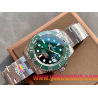ロレックスコピー サブマリーナー（SUB）40mm 126610LN“グリーン・ベゼル＋グリーン・ダイヤル＋ステンレススチールケース＋オイスターブレスレット” メンズ専用モデル 